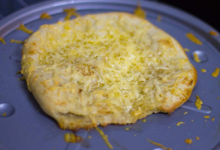 Garlic and Cheese Pizza Bread Recipe 2