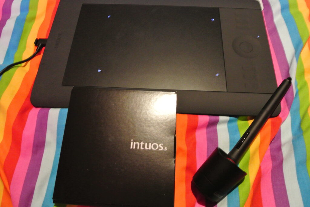 Wacom Intuos5 touch Small on Bed