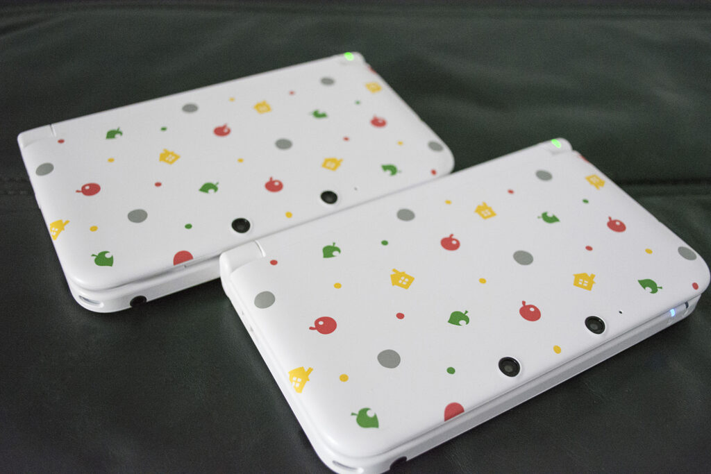 Animal Crossing Nintendo 3DS XL Closed Side By Side