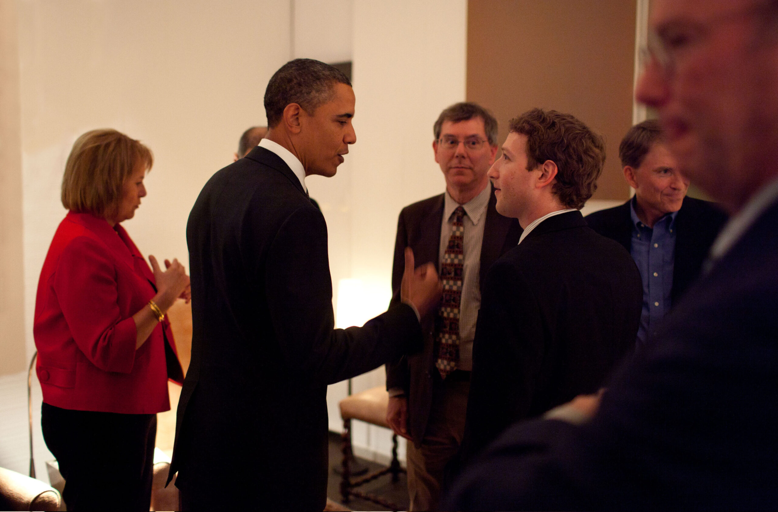 Mark Zuckerberg Meets President Barack Obama