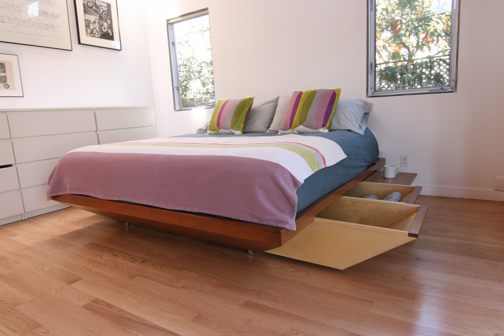 Smart storage ideas for under the bed