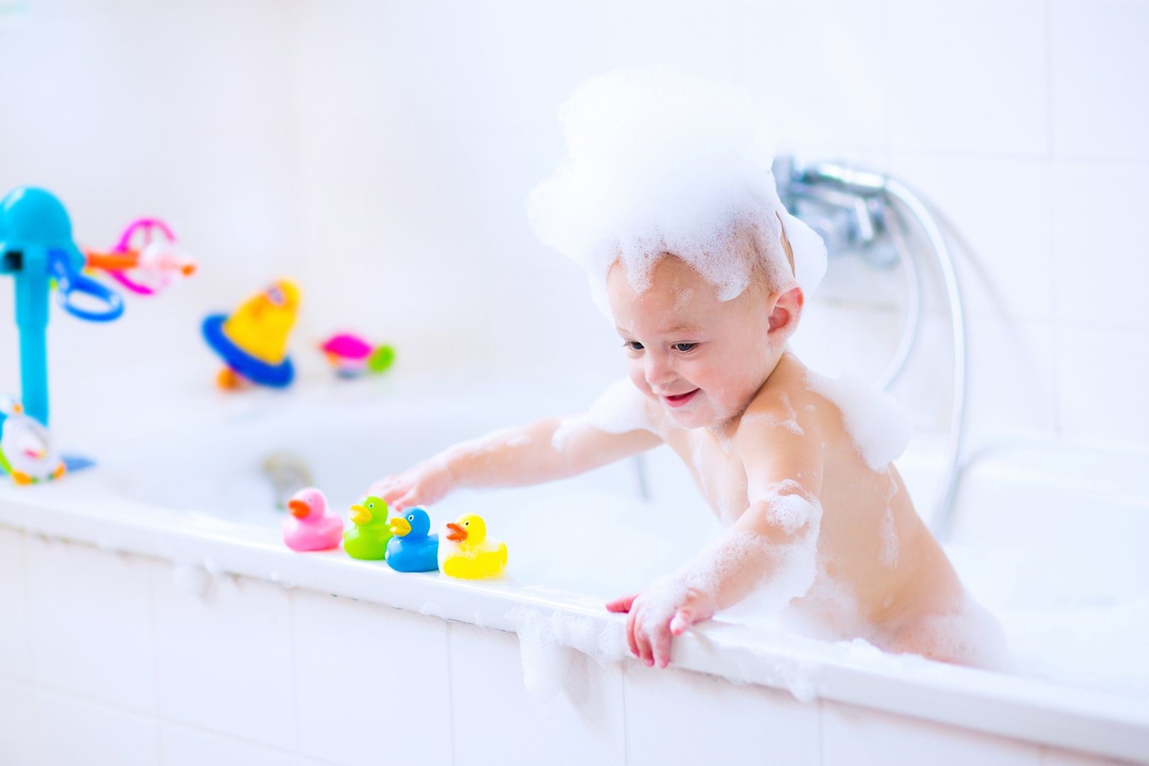 Child in bath tub