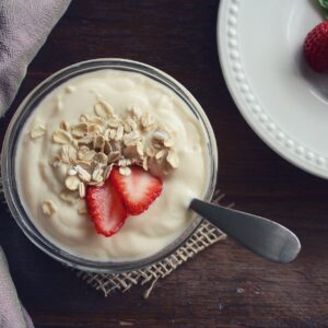 Yoghurt and strawberries