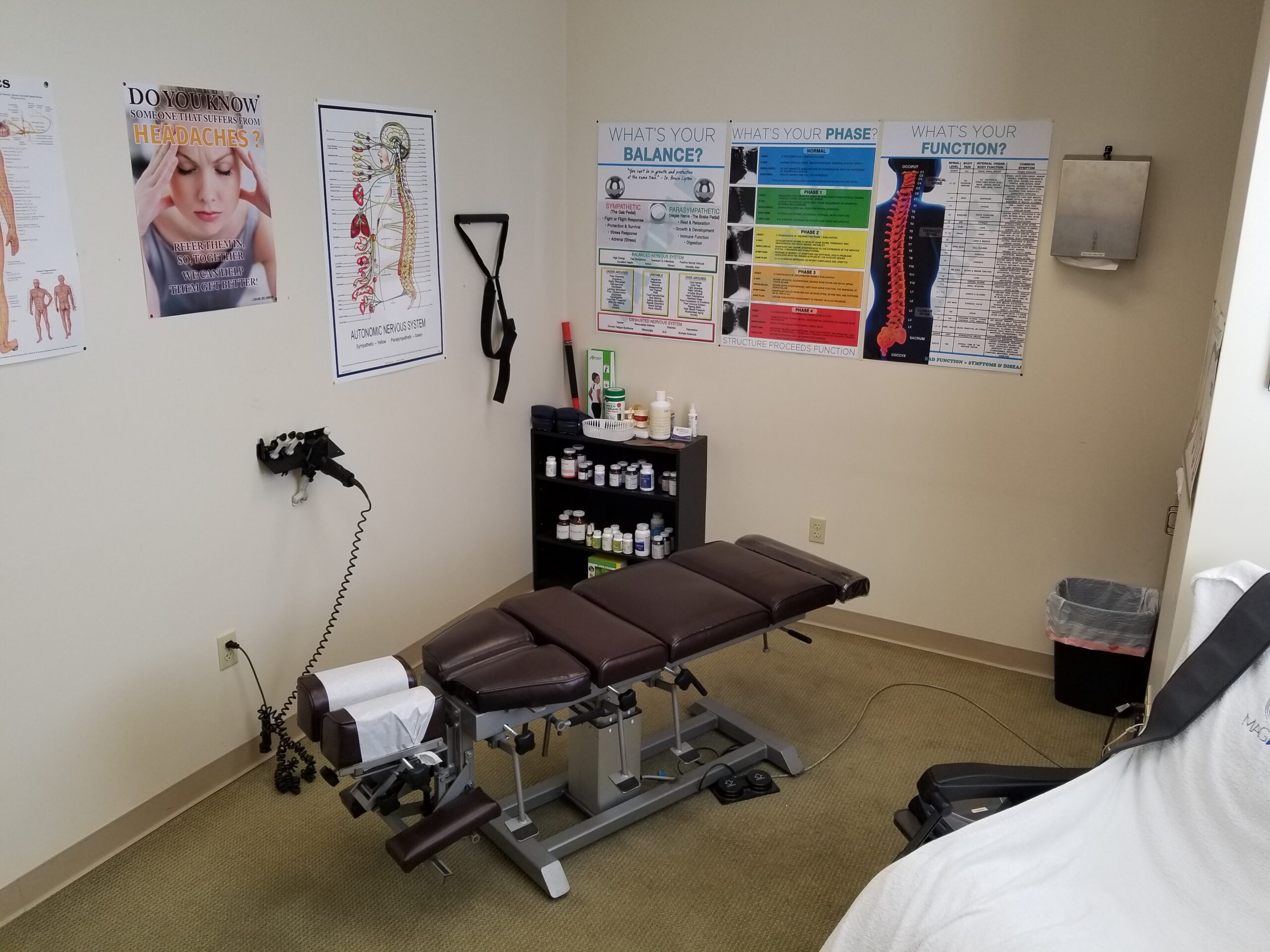 Chiropractic table