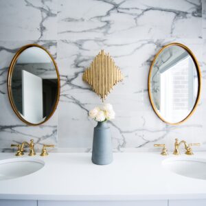 Marble and gold bathroom